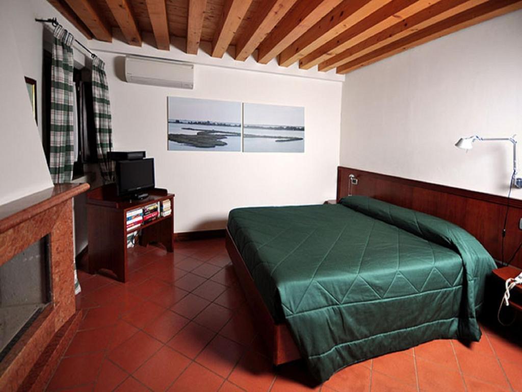 Dolcemela Hotel Ferrara Room photo