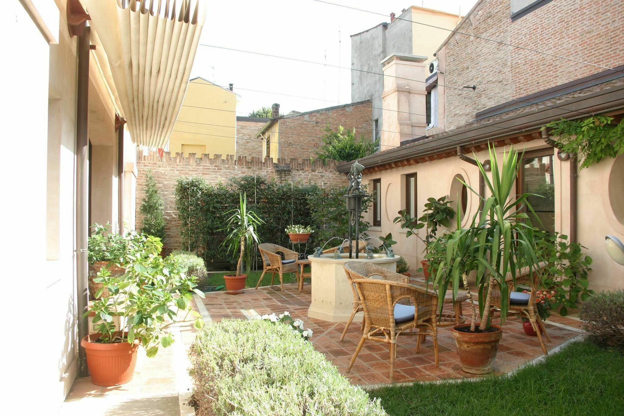 Dolcemela Hotel Ferrara Exterior photo